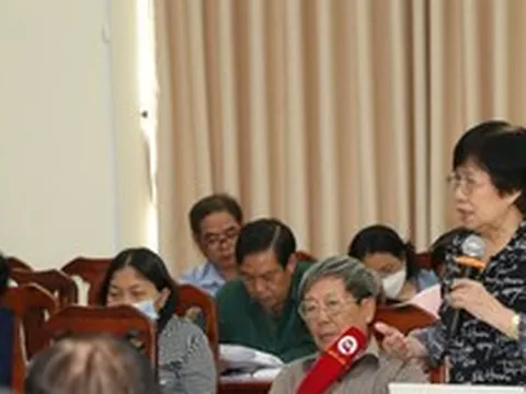 Kiến nghị 'vá' lỗ hổng Luật Bảo hiểm xã hội để 'thương' người lao động