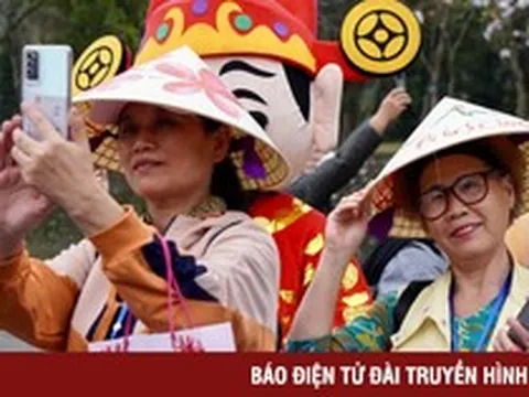 Việt Nam - Trung Quốc mở tuyến du lịch vàng “2 quốc gia - 6 điểm đến”