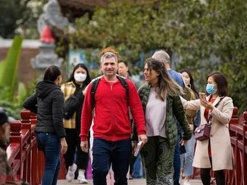 Nguồn thu từ khách du lịch đến Hà Nội trong quý I và giải pháp tăng sức hấp dẫn