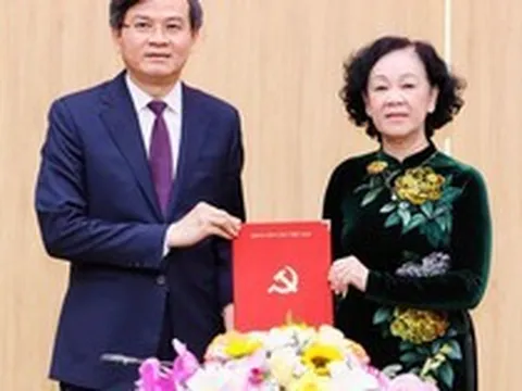 Tổng Biên tập Tạp chí Cộng sản làm Bí thư Tỉnh ủy Ninh Bình