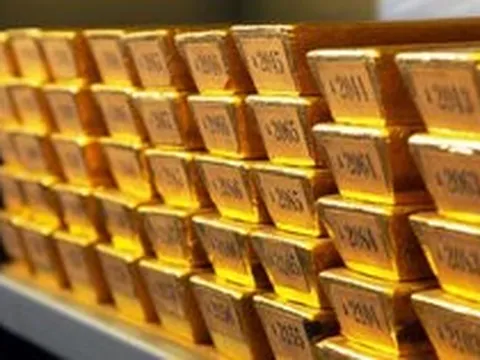 Giá vàng thế giới tăng gần 8% trong quý I/2023