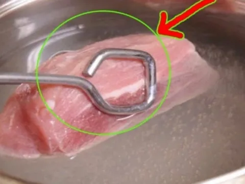 Để có món thịt thơm ngon không hóa chất, hãy chú ý "làm sạch" thịt lợn với mẹo này