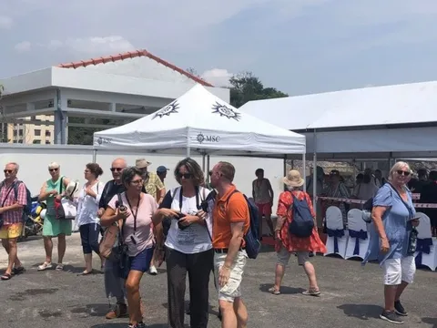 Khánh Hòa: Đón hơn 1.000 khách tàu biển tham quan phố biển Nha Trang