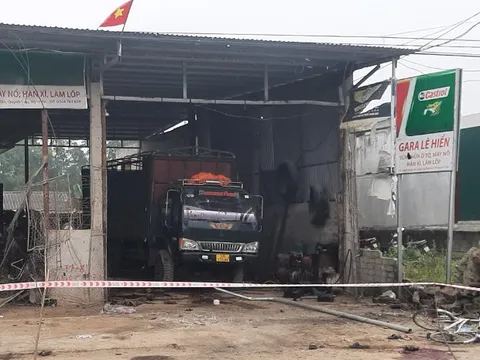 1 người chết, 5 người bị thương sau tiếng nổ lớn tại garage ôtô