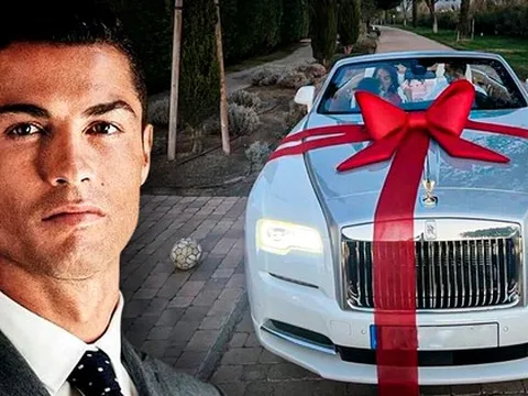 Sau chiếc Mercedes và Rolls-Royce, Ronaldo hết cơ hội nhận siêu xe từ bạn gái