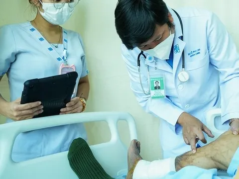 Dấu hiệu ở chân cảnh báo bệnh tim mạch nguy hiểm