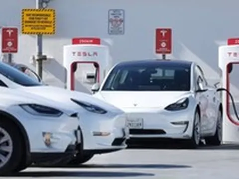 Chiêu giảm giá xe điện không "ngon lành" như tưởng tượng, ông lớn ngành xe bị đối thủ vượt mặt, xe cũ mất giá gần một nửa