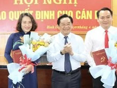 Trao các quyết định điều động, bổ nhiệm nhân sự tại Bình Dương và Tây Ninh