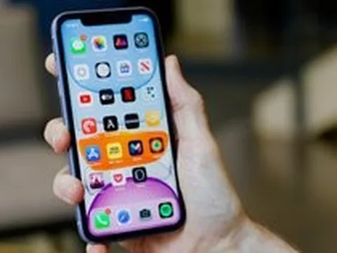 Không cần phải mua iPhone cũ vừa đắt lại rủi ro, đây là chiếc iPhone có mức giá rẻ "chạm đáy" ở Việt Nam: 10 triệu đồng có ngay máy mới 100%!