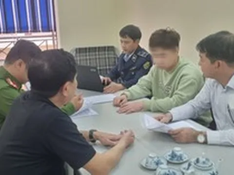 Hàng trăm tiểu thương, người cao tuổi được mời dự hội thảo rồi dụ mua thần dược