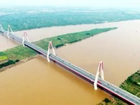 Cầu vượt sông dài nhất Việt Nam