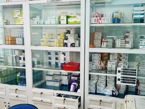 Tp.HCM: Triển khai đấu thầu tập trung thuốc thay trung tâm y tế quận, huyện