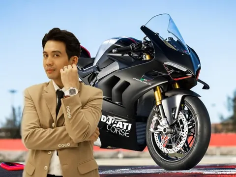 Chiếc xe máy giá ngang ngửa ô tô đại gia Minh Nhựa vừa mua có gì hot?