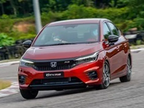 Chạy doanh số, sedan hạng B đua giảm giá, tặng phụ kiện - có mẫu ưu đãi hơn 100 triệu