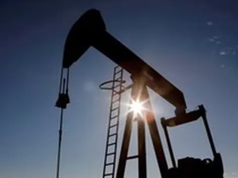 OPEC+ cắt giảm sản lượng, dầu thô của quốc gia này ngày càng đắt khách, châu Âu và châu Á tranh giành để nhập khẩu