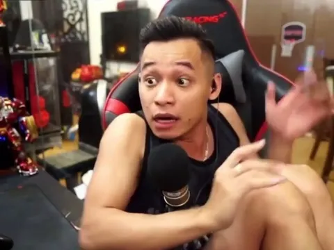 Tự nhận “lương 7-8 triệu” nhưng chỉ riêng từ kênh YouTube 2,6 tỷ lượt xem, streamer Độ Mixi đã có thể kiếm tiền ra sao?