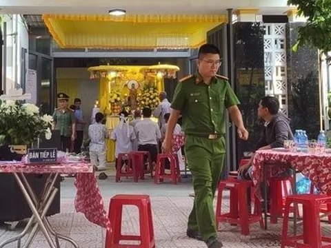 Vụ 2 bé sinh đôi tử vong: Bàng hoàng, đau xót