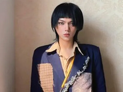 Trước khi bị 'chiến thần' Hà Linh soán ngôi, người này từng được mệnh danh là 'thánh livestream' của TikTok, 3 tiếng chốt đơn kiếm 'sương sương' 2 tỷ