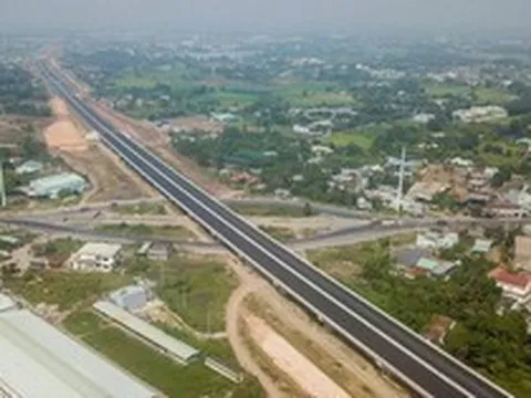 Trình Chính phủ đề xuất ‘giải cứu’ cao tốc Bến Lức - Long Thành