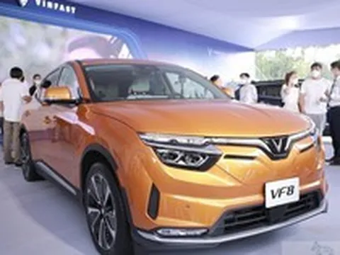 VinFast chơi lớn, sẵn sàng hoàn tiền và hỗ trợ thêm 20% cho những khách hàng không còn nhu cầu mua xe điện