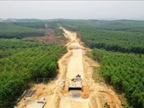 Quảng Trị: Bổ sung mỏ đất làm vật liệu cho cao tốc Vạn Ninh - Cam Lộ