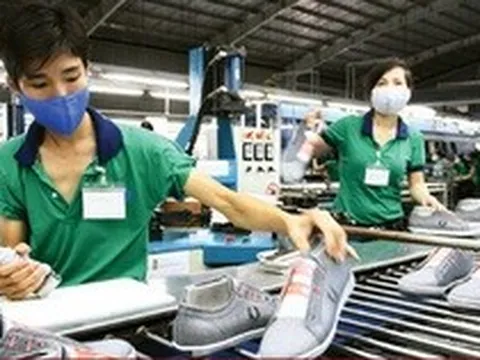 Doanh nghiệp chấp nhận sản xuất không lãi để trả lương nhân viên