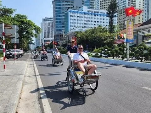 Khánh Hòa: Đón gần 850 khách du lịch tàu biển đến tham quan Nha Trang
