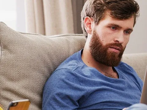 5 dấu hiệu bạn cần tạm dừng mạng xã hội và cách thực hiện