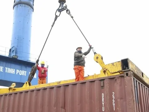 Nghệ An: Hoạt động xuất, nhập khẩu vẫn gặp khó khăn và thách thức