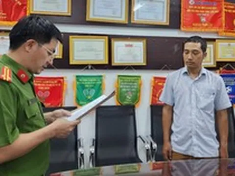 Khám xét Chi cục đăng kiểm số 8 ở Cần Thơ