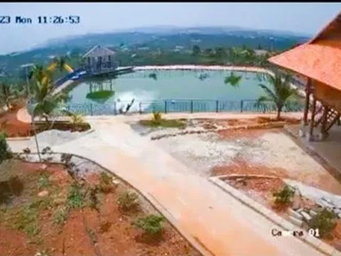 Lâm Đồng: Xe máy đâm bung lan can lao xuống hồ nước, 2 người tử vong