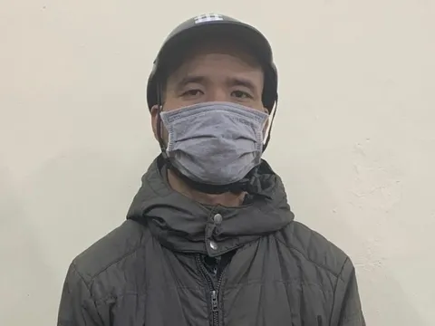 Danh tính kẻ biến thái khiêu dâm trước cổng trường đại học ở Hà Nội