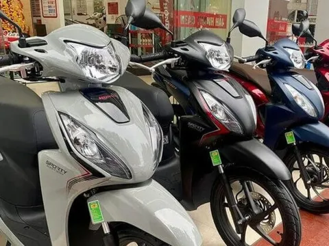 Giá Honda Vision về mức khó tin, xe uống 1,8 lít xăng/100km