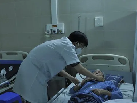 Tăng mạnh số ca mắc COVID-19 và bệnh nhân nặng