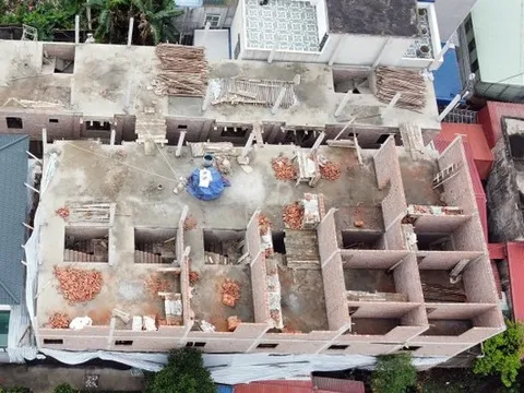 Xử lý nghiêm vụ gia đình chủ tịch phường xây 9 căn nhà liền kề không phép