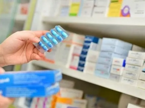 Bác sĩ lưu ý về việc dùng thực phẩm bảo vệ sức khoẻ khi mắc Covid-19