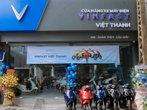 Khai trương đại lý uỷ quyền xe máy điện VinFast đầu tiên tại Hà Nội năm 2023