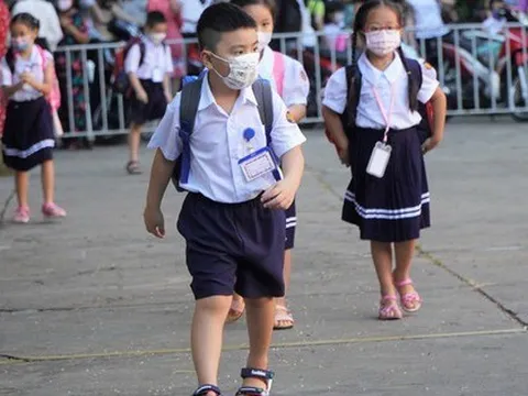 Hà Nội: Số ca Covid-19 tăng, làm gì để phòng bệnh cho trẻ?