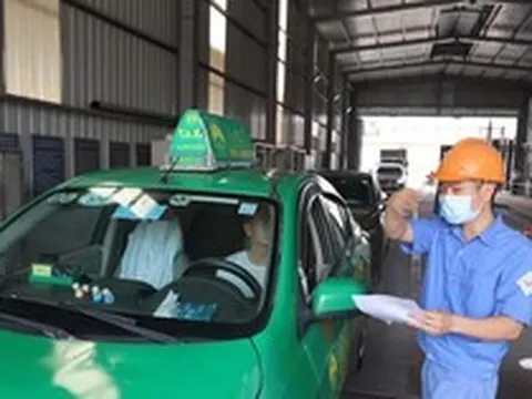 Nhiều trung tâm đăng kiểm bị ‘sờ gáy’