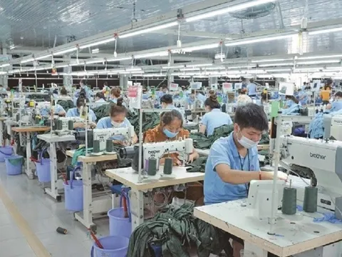 Khó khăn trong năm 2023: Kịch bản nào để ngành dệt may vượt qua thách thức?