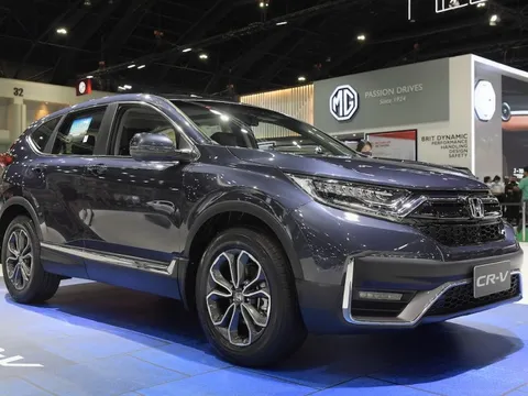 Bảng giá ô tô Honda tháng 4: Honda CR-V dọn kho, ưu đãi 100% phí trước bạ
