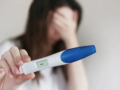 Cứ 6 người thì có 1 người bị vô sinh: Tuổi nào cần đi khám?