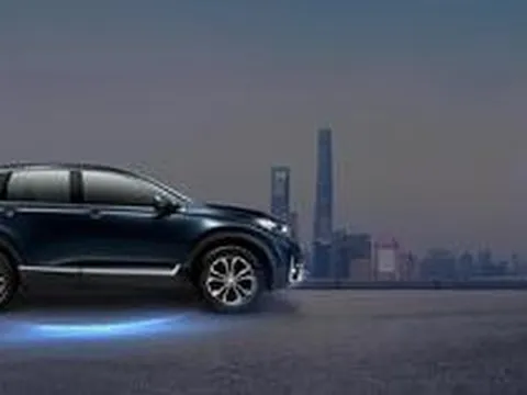 Loạt ô tô giảm giá cả trăm triệu vẫn ế ẩm, dài cổ ngóng khách mua