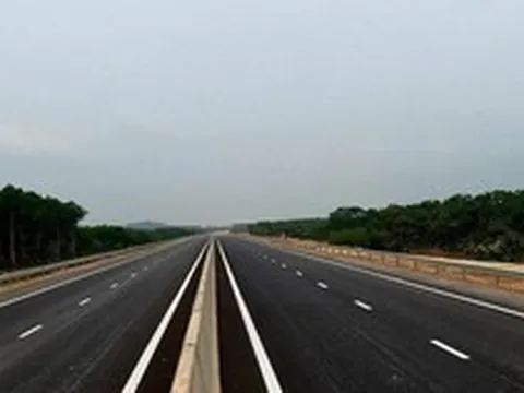 Cao tốc Phan Thiết - Dầu Giây trước ngày về đích