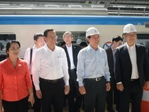 Bí thư Thành ủy TPHCM giám sát metro số 1, dự án chống ngập nghìn tỷ