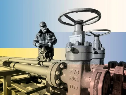 Hai nước đông dân nhất thế giới đã giải cứu dầu Nga và vô hiệu hóa lệnh trừng phạt của phương Tây như thế nào?