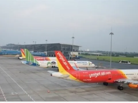 Lo tình trạng chuyến bay bị "delay" tăng cao dịp nghỉ Lễ 30-4