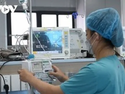 Ca COVID-19 nhập viện tăng, Bộ Y tế yêu cầu đảm bảo thu dung, điều trị