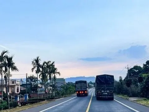 Lâm Đồng: Nhiều ô tô bị tước phù hiệu do vi phạm tốc độ