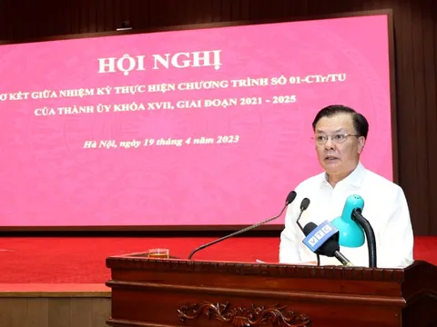 Hà Nội kỷ luật hàng trăm đảng viên, rà soát 199 cán bộ để điều động luân chuyển công tác